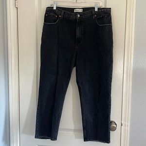 A&F Curve Love Ankle straight ultra high rise SHORT
